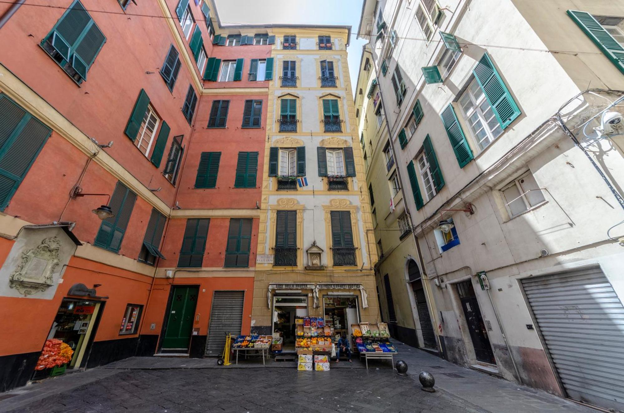 Castelli'S Apartments Campo 8 Genua Exterior foto
